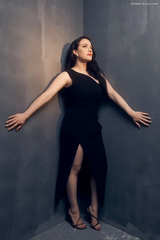 Kat Dennings photo 12 of 454