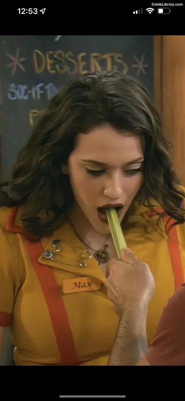 Kat Dennings photo 14 of 454