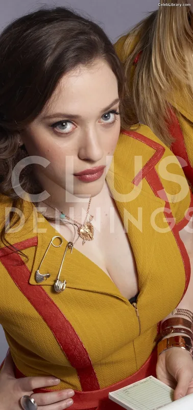 Kat Dennings photo 11 of 454