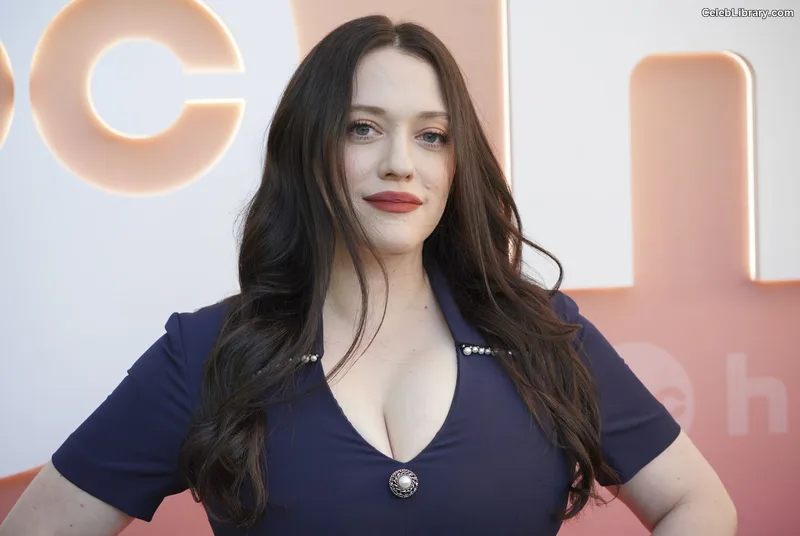 Kat Dennings photo 21 of 454