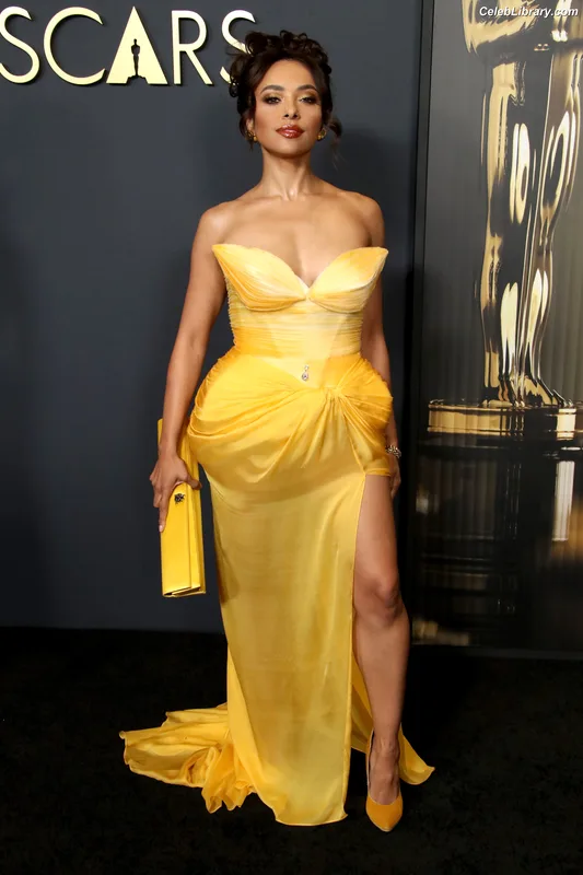 Kat Graham photo 16 of 95