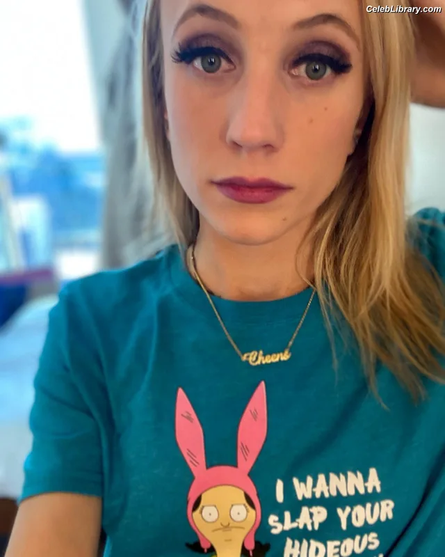 Kat Timpf photo 3 of 10