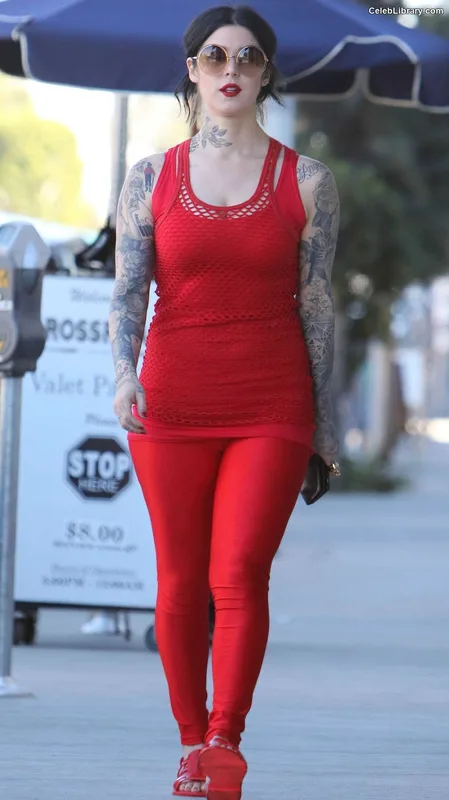 Kat Von D photo 8 of 75