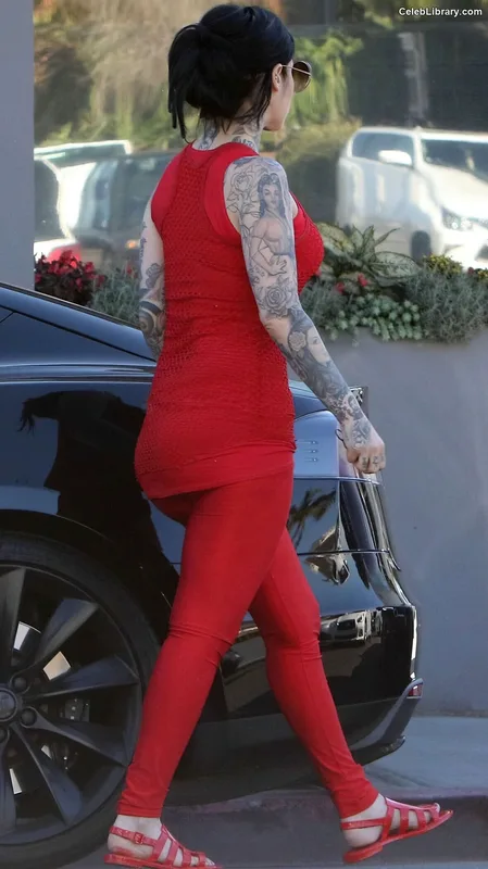 Kat Von D photo 11 of 75