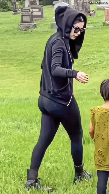 Kat Von D photo 8 of 75
