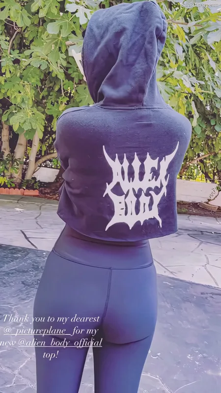 Kat Von D photo 15 of 75