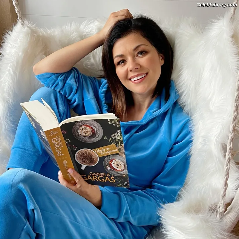 Katarzyna Cichopek photo 13 of 61