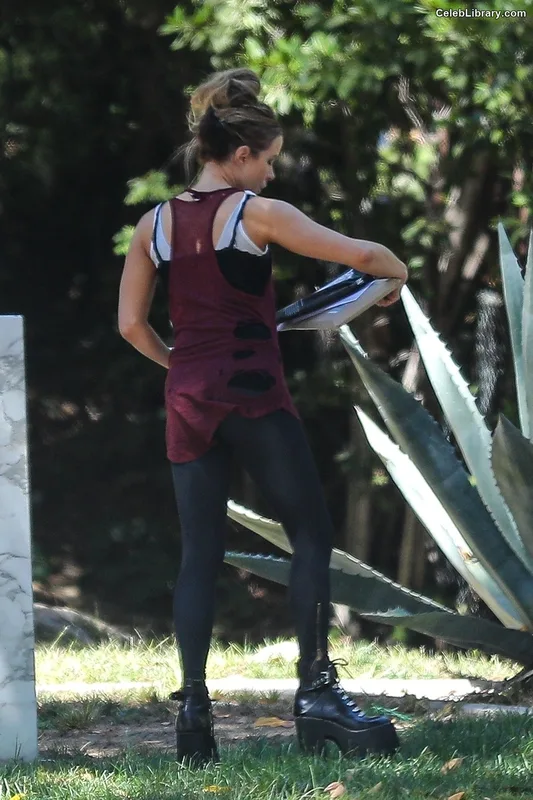 Kate Beckinsale photo 7 of 580