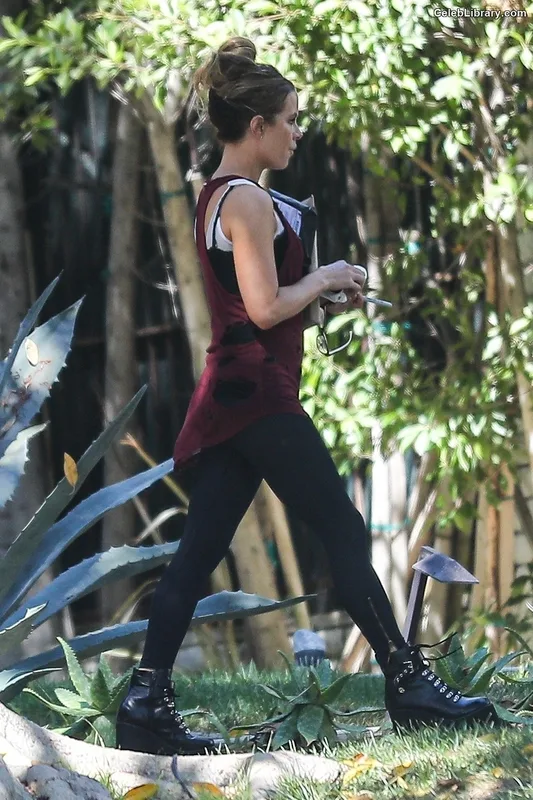 Kate Beckinsale photo 16 of 580