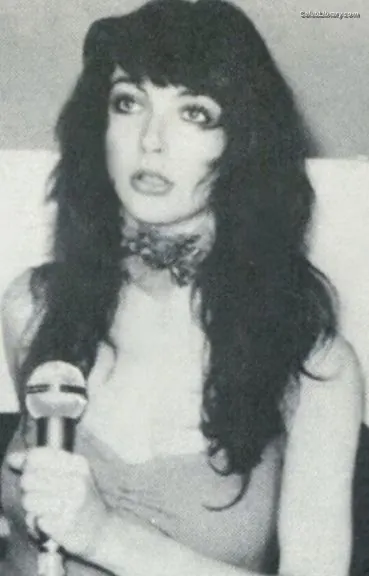 Kate Bush photo 10 of 72