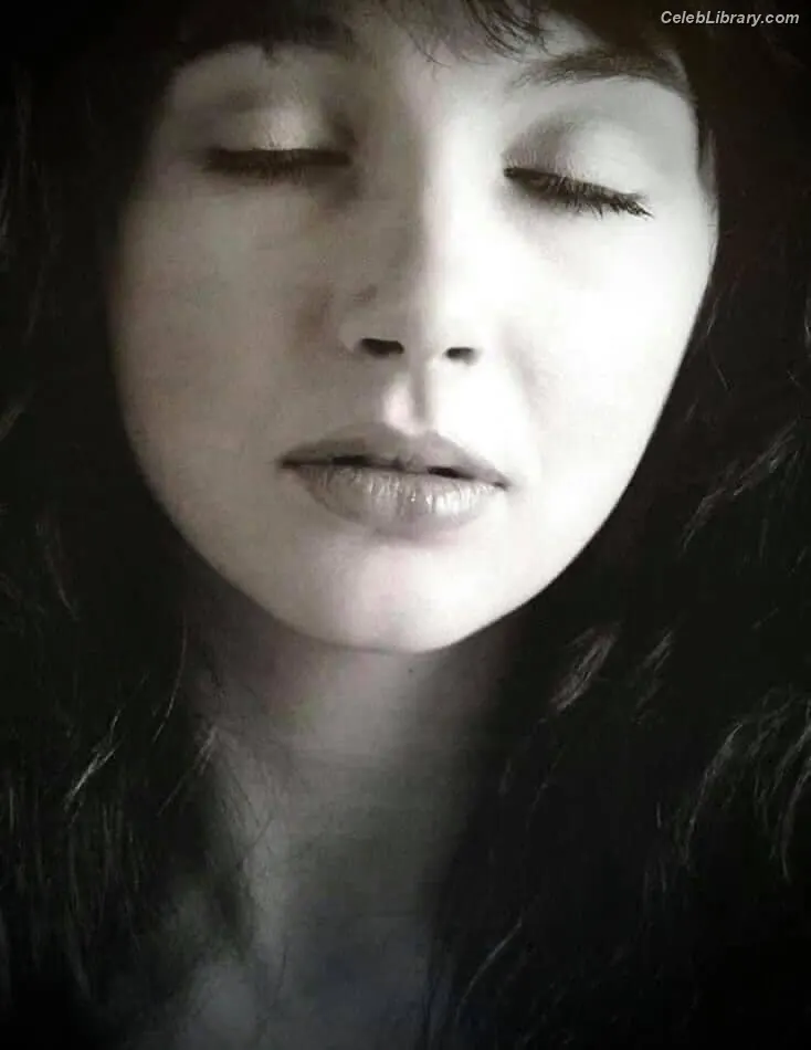 Kate Bush photo 10 of 72