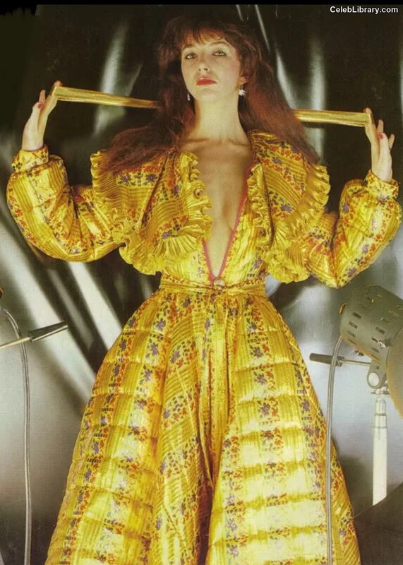 Kate Bush photo 11 of 73