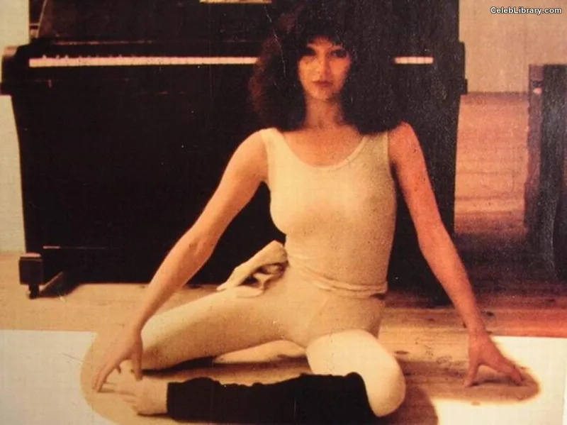 Kate Bush photo 16 of 73