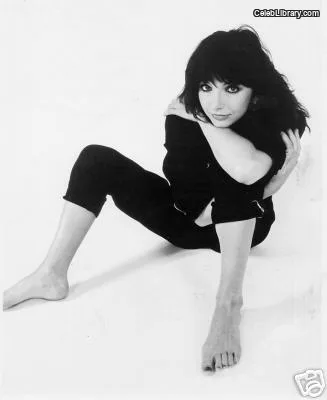 Kate Bush photo 13 of 73