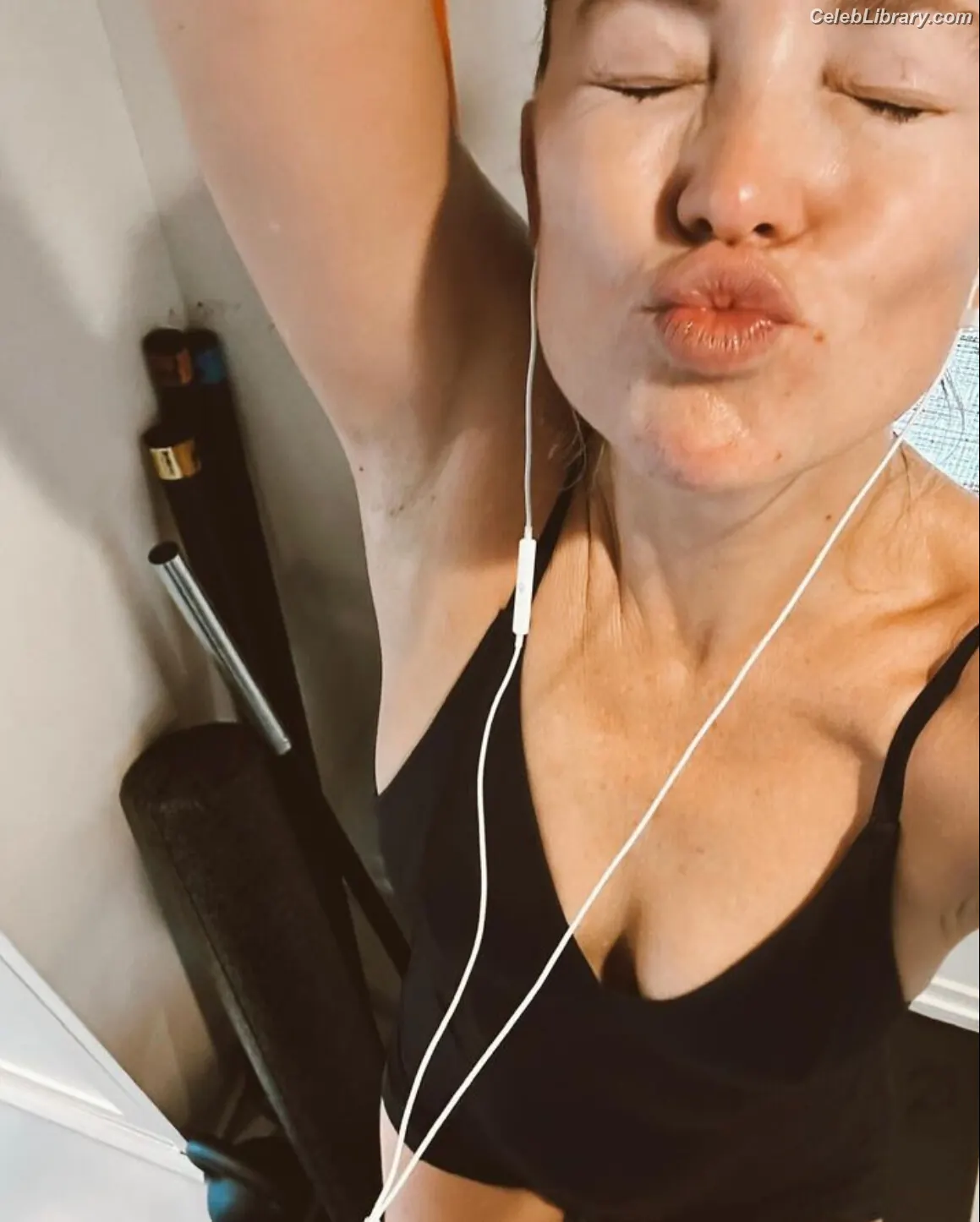 Kate Hudson photo 22 of 711