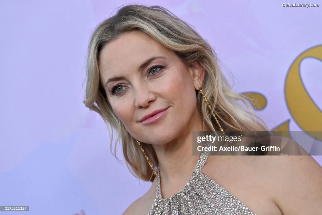Kate Hudson photo 9 of 711