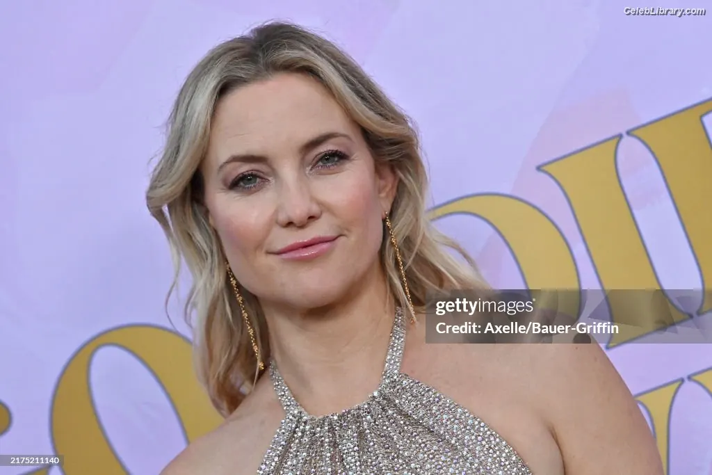 Kate Hudson photo 10 of 711