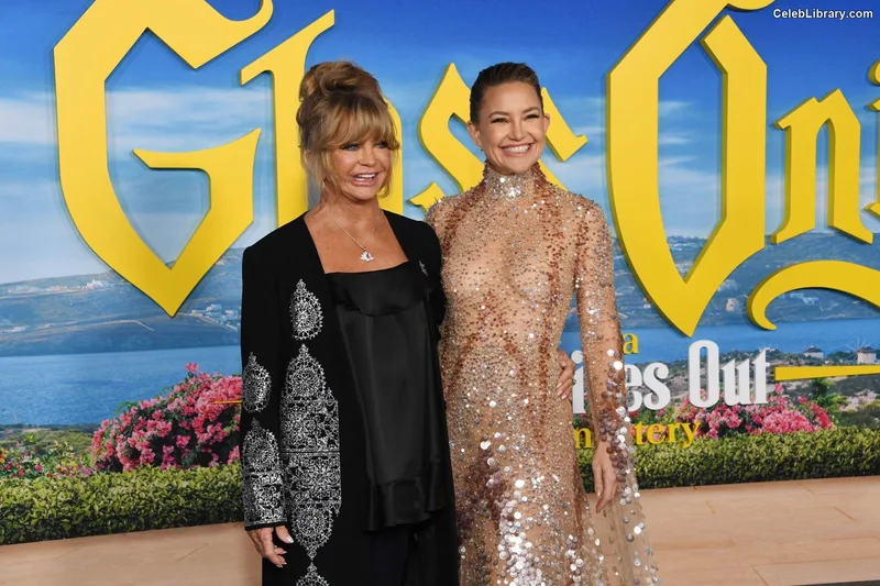 Kate Hudson photo 5 of 712