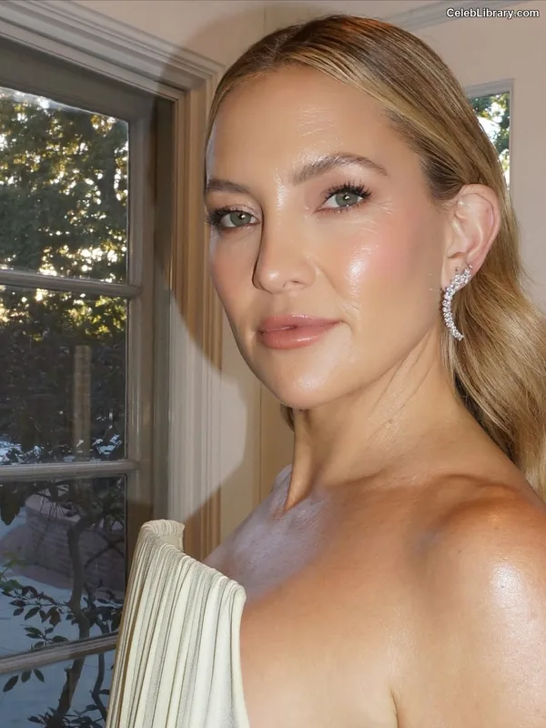 Kate Hudson photo 10 of 712