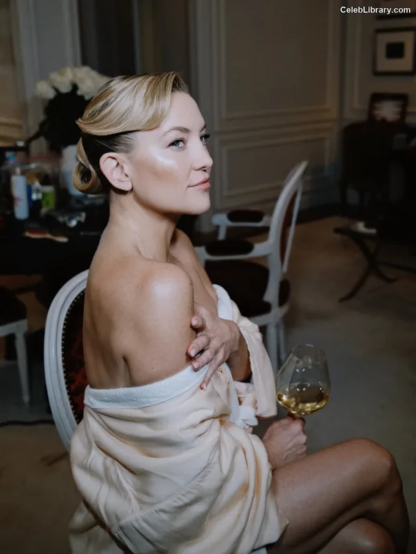 Kate Hudson photo 23 of 712