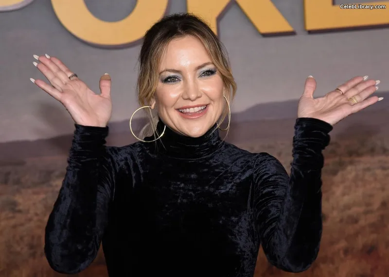 Kate Hudson photo 19 of 712