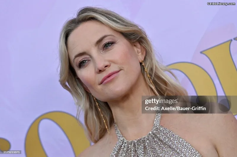 Kate Hudson photo 21 of 712