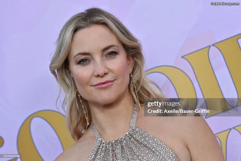Kate Hudson photo 5 of 712