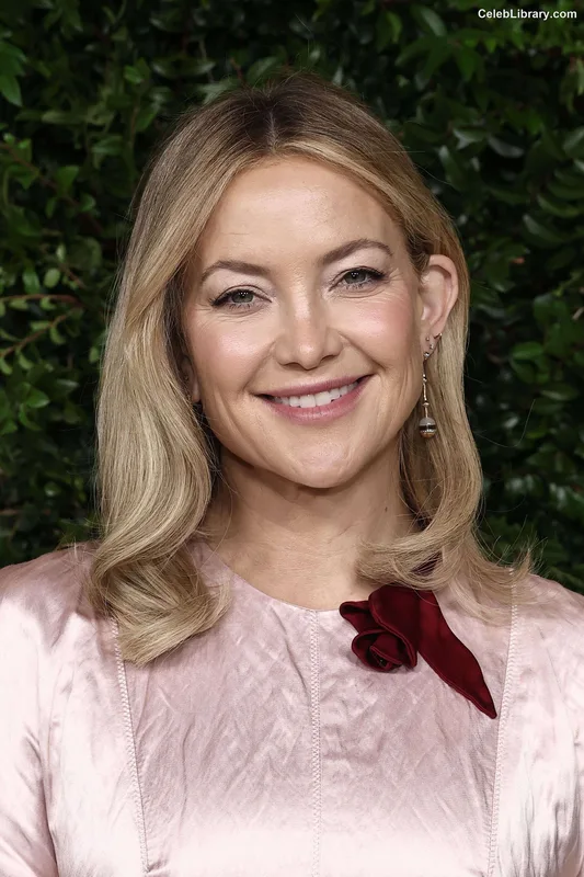 Kate Hudson photo 24 of 712