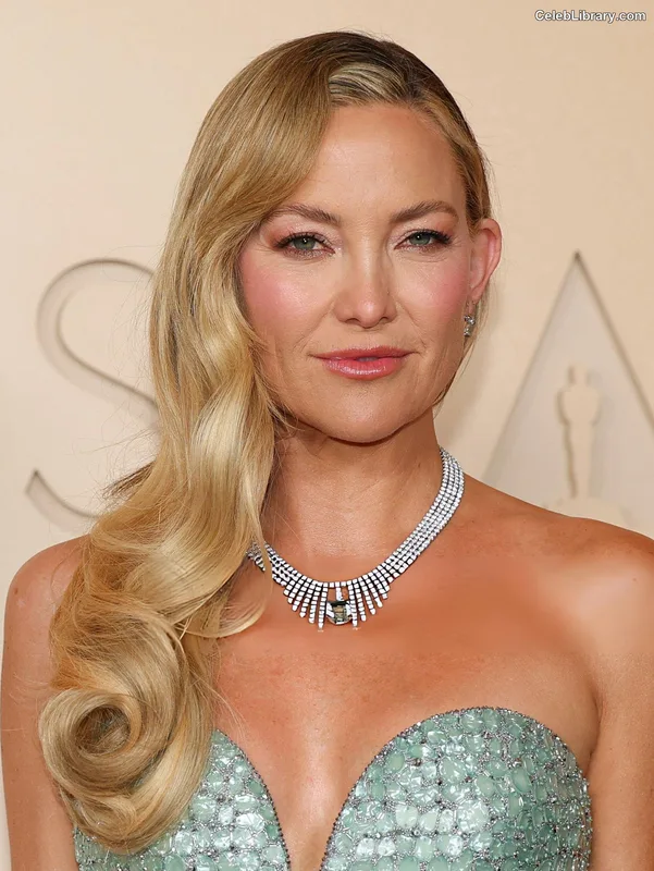 Kate Hudson photo 5 of 712