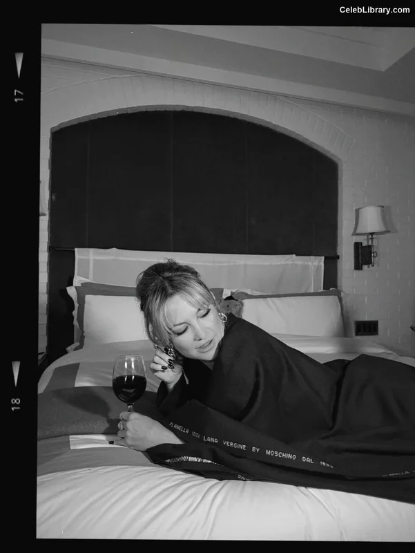Kate Hudson photo 15 of 712