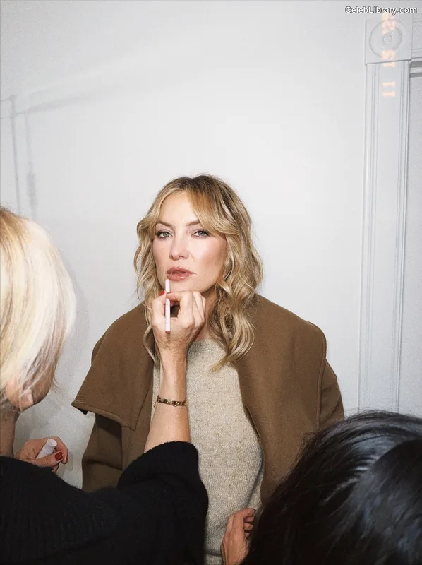 Kate Hudson photo 22 of 712