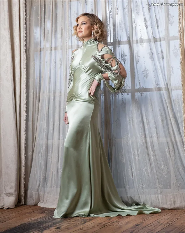 Kate Hudson photo 9 of 712