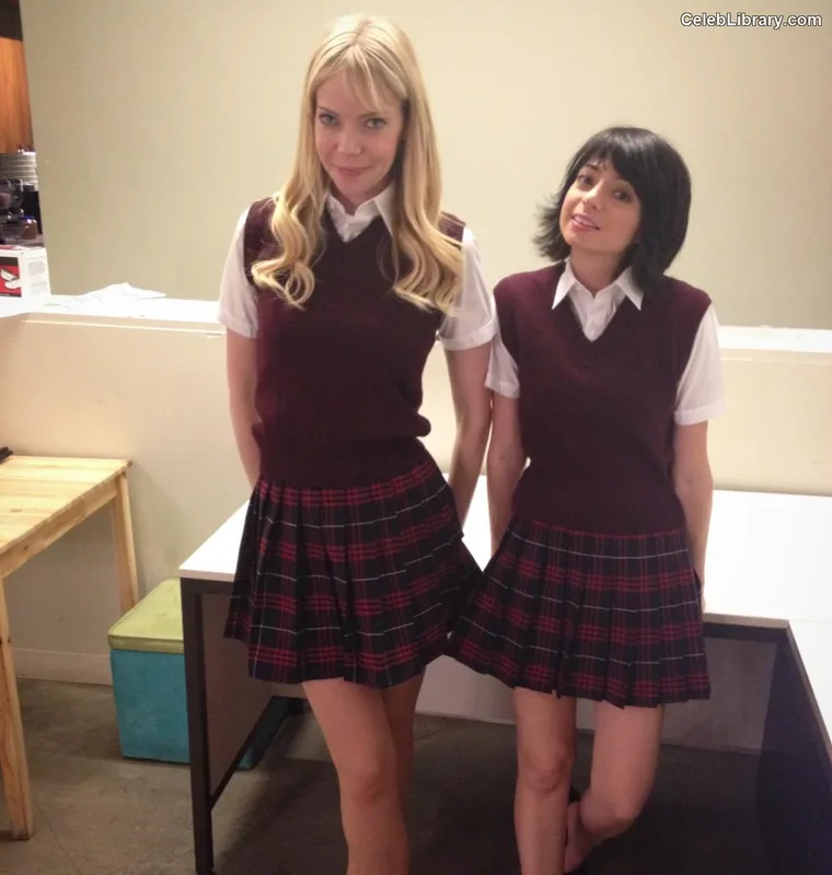 Kate Micucci photo 8 of 73