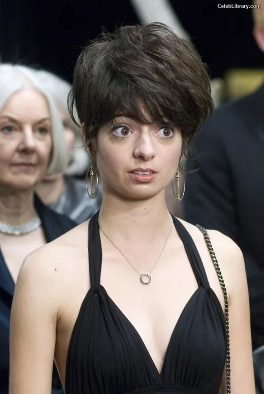 Kate Micucci photo 10 of 73