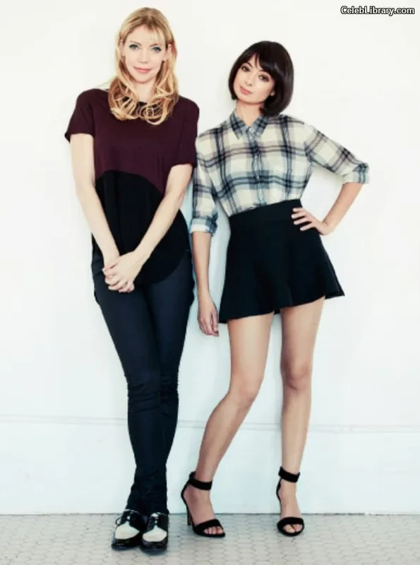 Kate Micucci photo 2 of 73