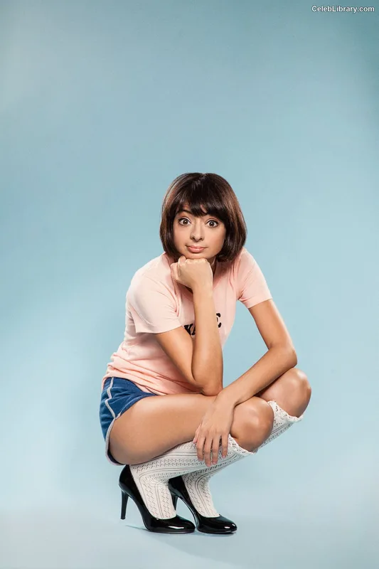 Kate Micucci photo 18 of 73