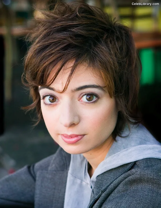 Kate Micucci photo 19 of 73