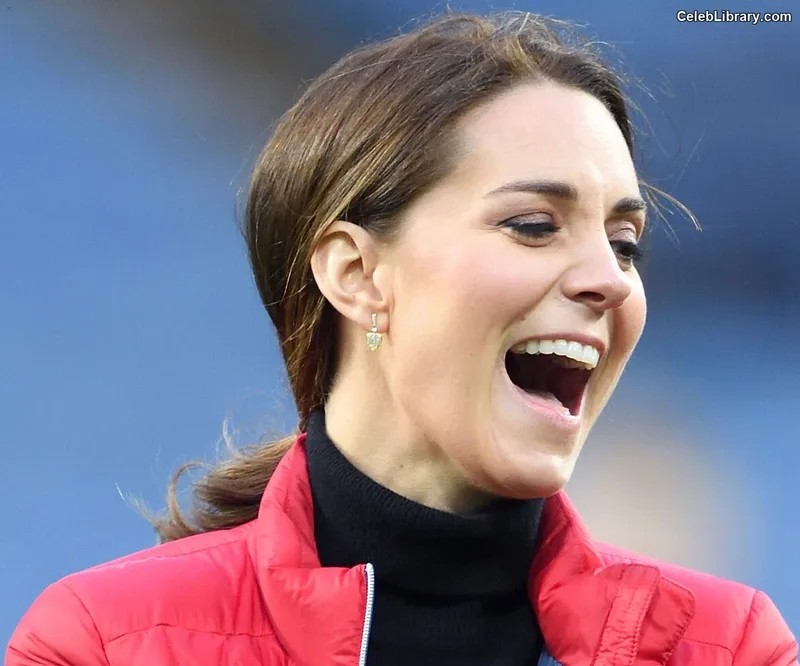 Kate Middleton photo 9 of 185