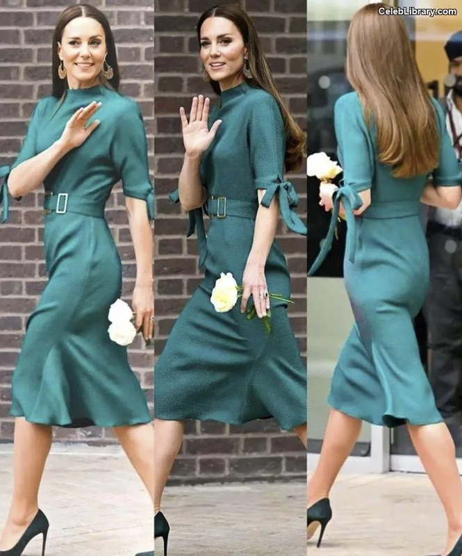 Kate Middleton photo 17 of 185