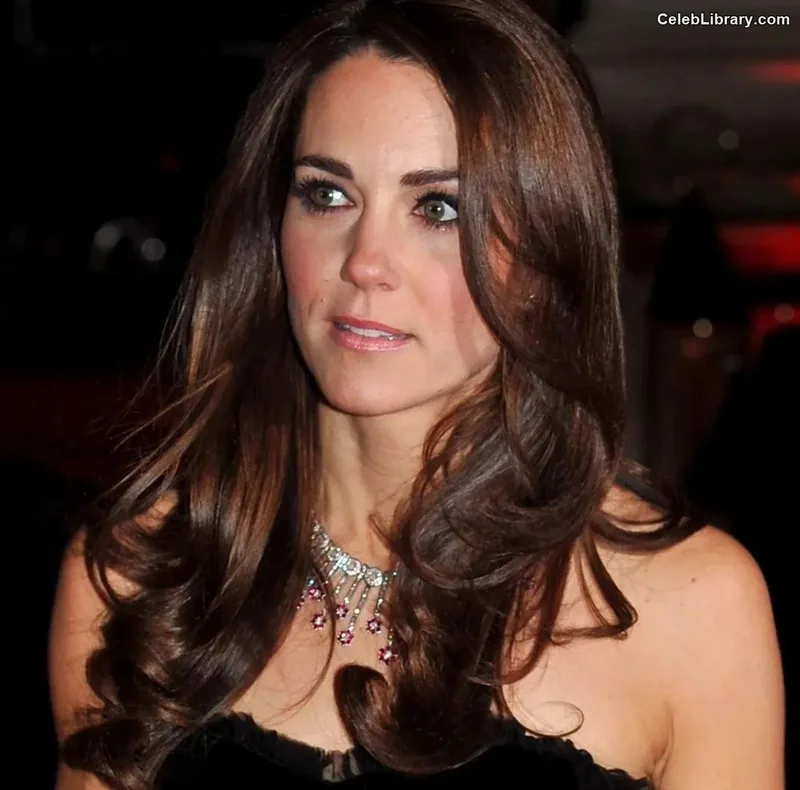 Kate Middleton photo 23 of 185