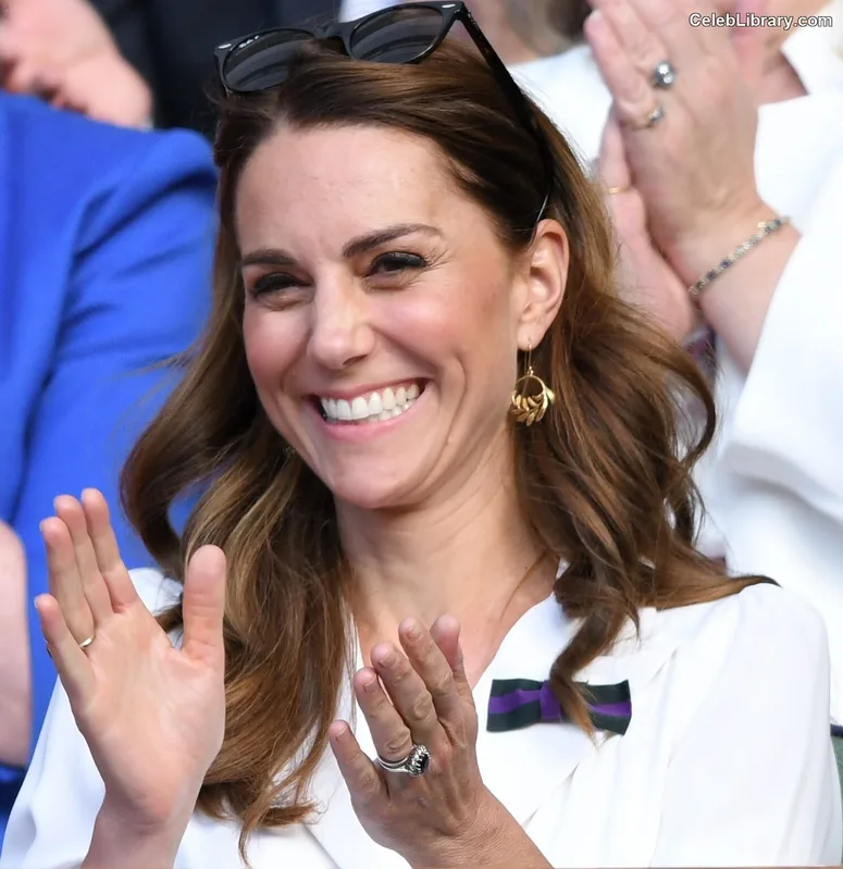 Kate Middleton photo 18 of 185