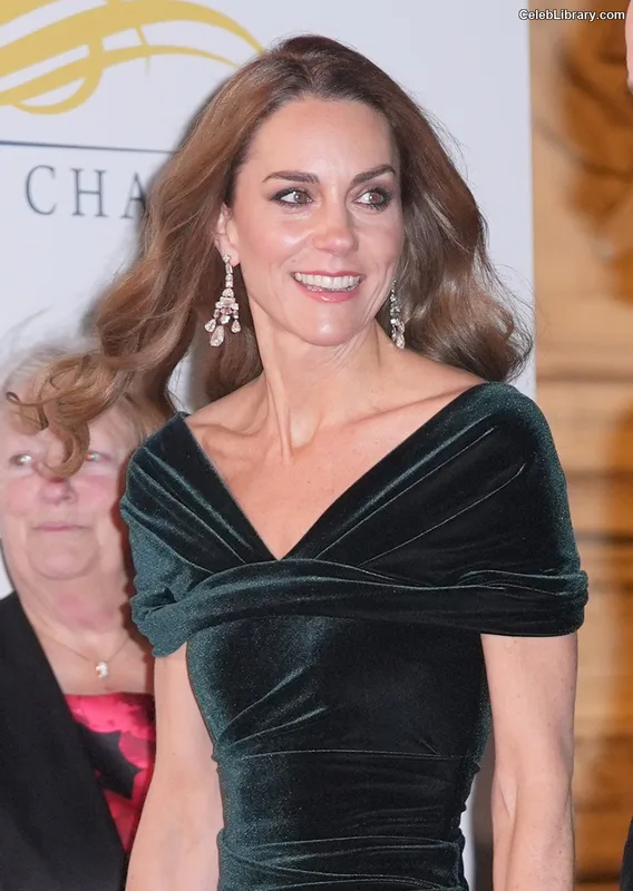 Kate Middleton photo 15 of 185