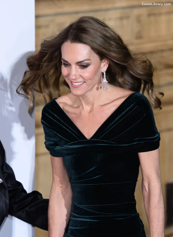 Kate Middleton photo 22 of 185