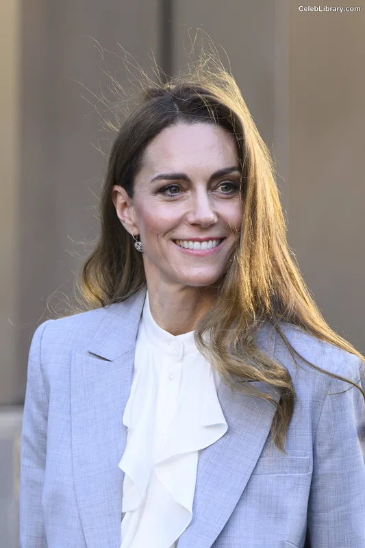 Kate Middleton photo 24 of 185