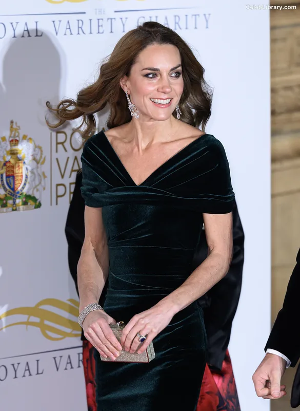 Kate Middleton photo 13 of 185