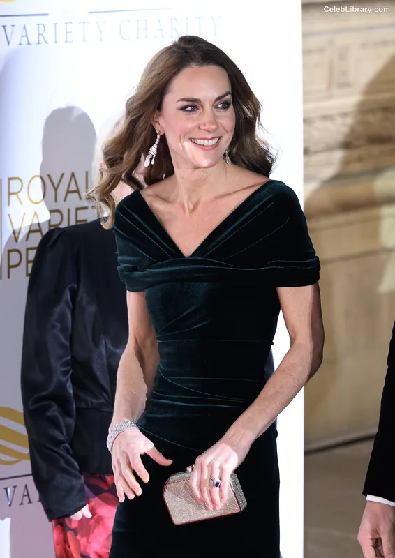 Kate Middleton photo 15 of 185