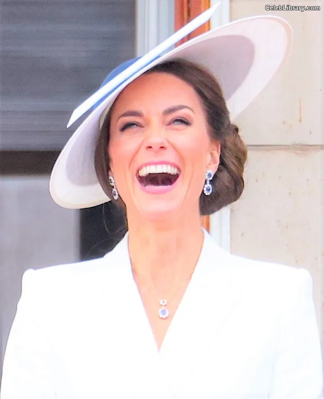 Kate Middleton photo 20 of 185