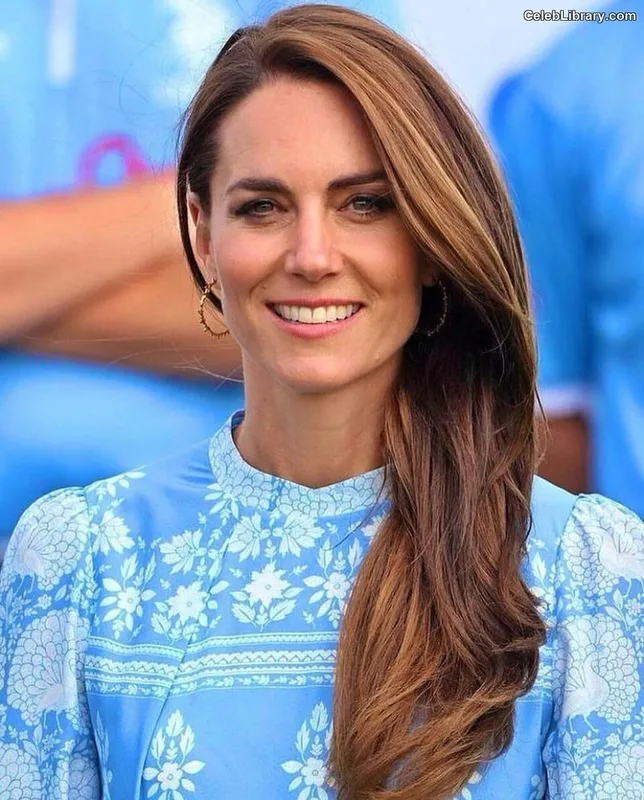 Kate Middleton photo 14 of 185