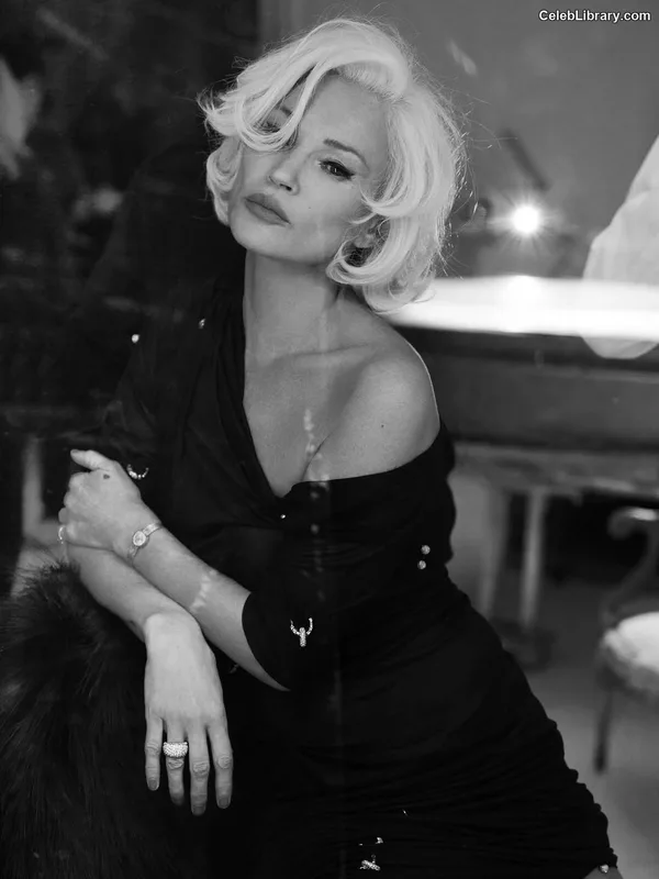 Kate Moss photo 7 of 173