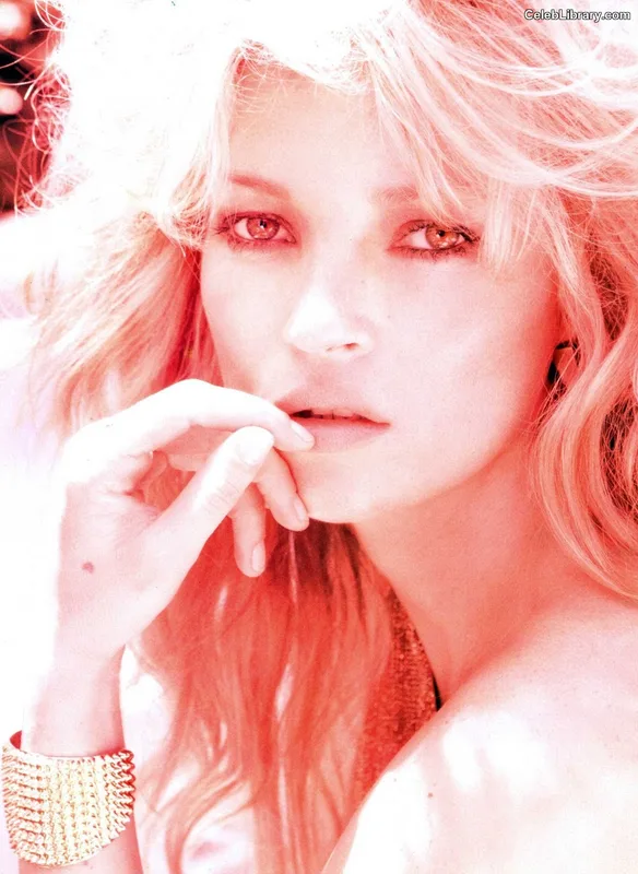 Kate Moss photo 20 of 173